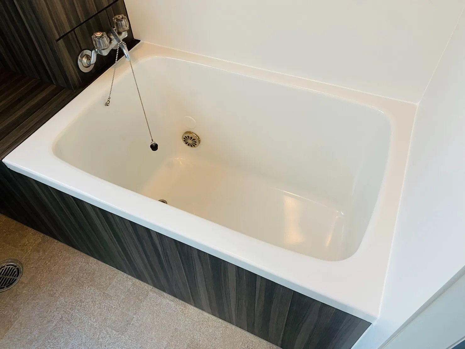 株式会社　B・I・C