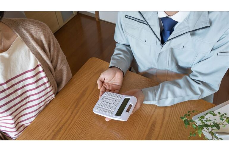 室内の原状回復の費用はどれくらい？