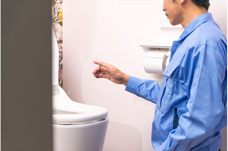 トイレのひび割れの原因と対処法